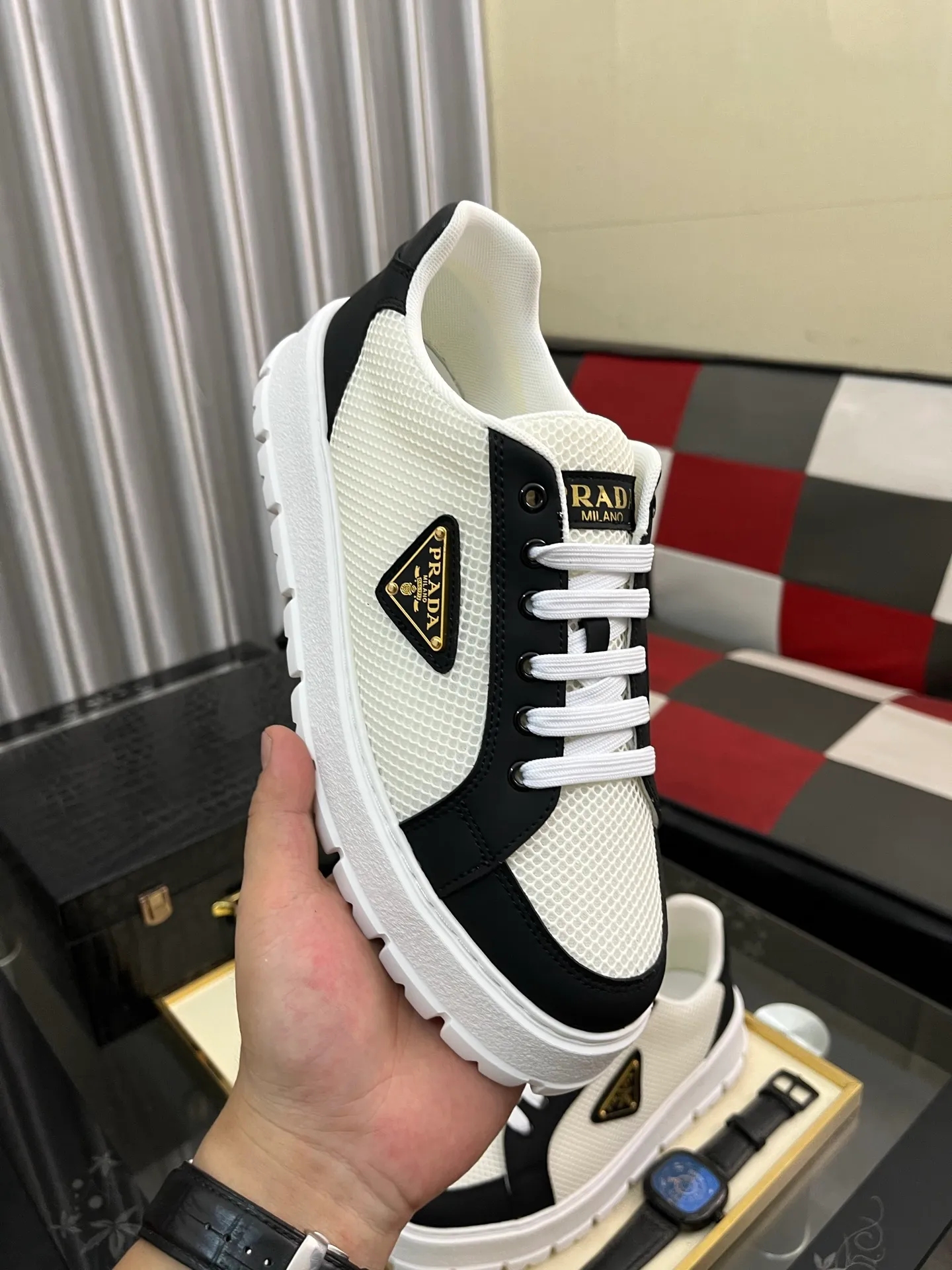 Men's Men's Shoes💰440⌚️⌚️《PRADA*》The latest and most popular casual shoes, top brand [seduce] luxury~purchasing agent, top~quality. [Strong] The upper is made of imported breathable special materials ➕ breathable feet (•) with fine workmanship. Original stylish and stylish soft rubber wear-resistant outsole, light and comfortable on the foot, size: 38-445️⃣colors available